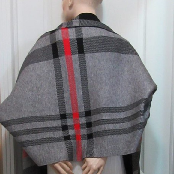 New Reversible Shawls /Cape -sleeves- good quality - Picture 2 of 6